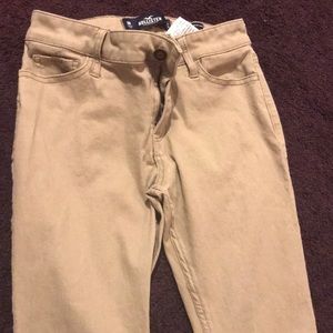 Low rise super skinny hollister pants tan